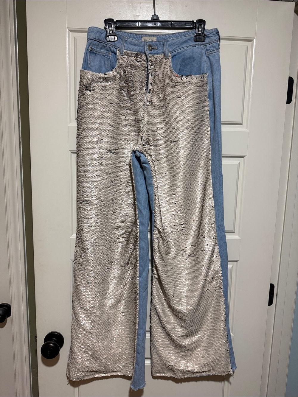Pilcro anthropologie Wide-Leg Jeans in Light Blue and Beige sequinned Panels 30 - Picture 7 of 13